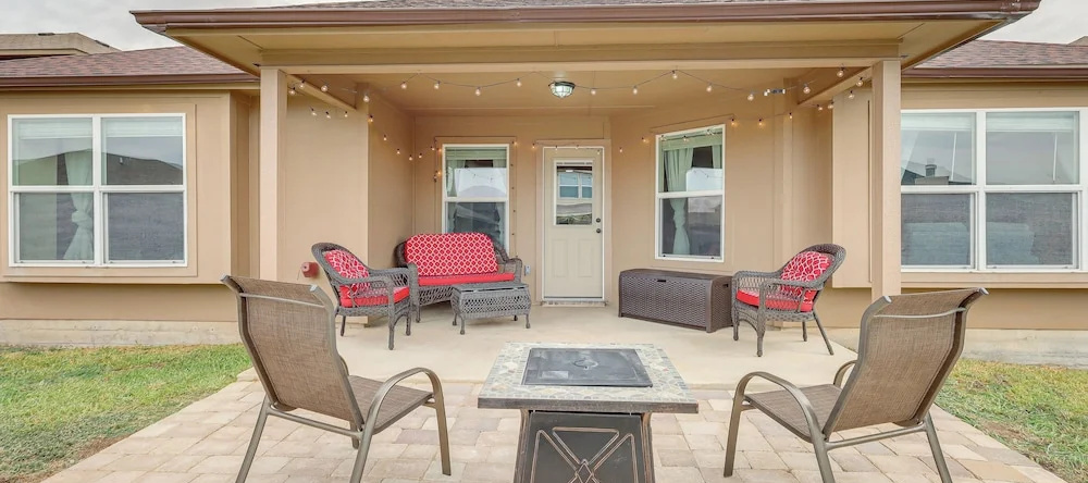 Private Patio: Modern Killeen Vacation Rental!, Килин — фото 1