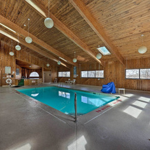 1 Mi To Skiing: Beech Mountain Condo W/ Fireplace!, Бич-Маунтин — фото 4