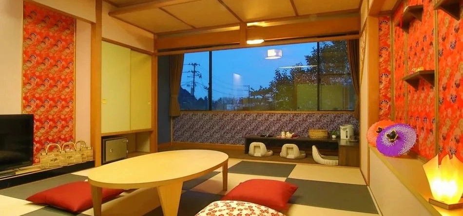 Kinranso Hanayama, 郡山 — 照片 1