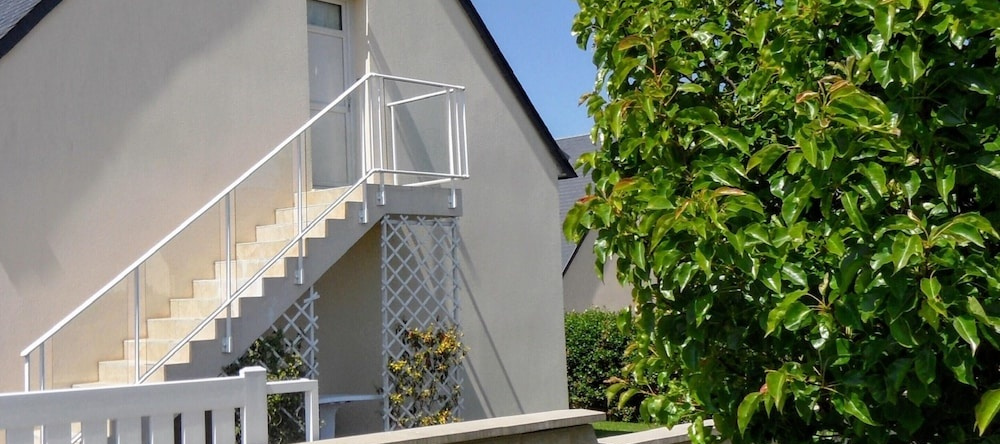 Apartment With one Bedroom in Tourville-sur-sienne, With Enclosed Garden and Wifi - 4 km From the Beach, 图维尔叙尔谢讷 — 照片 1
