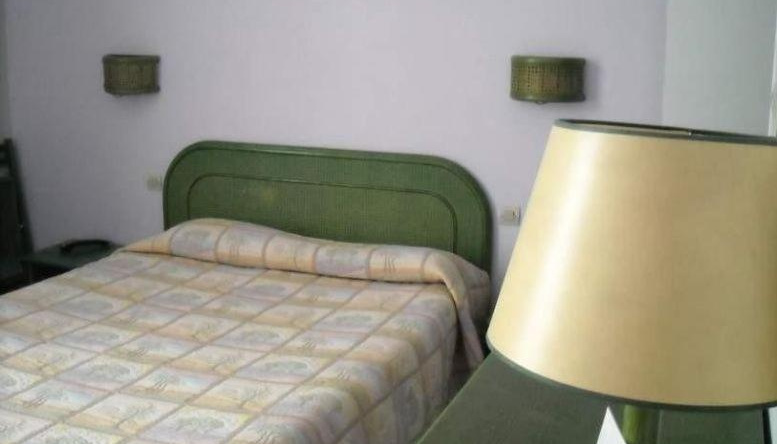 Hôtel Phoebus, 拉特朗布拉德 — 照片 1