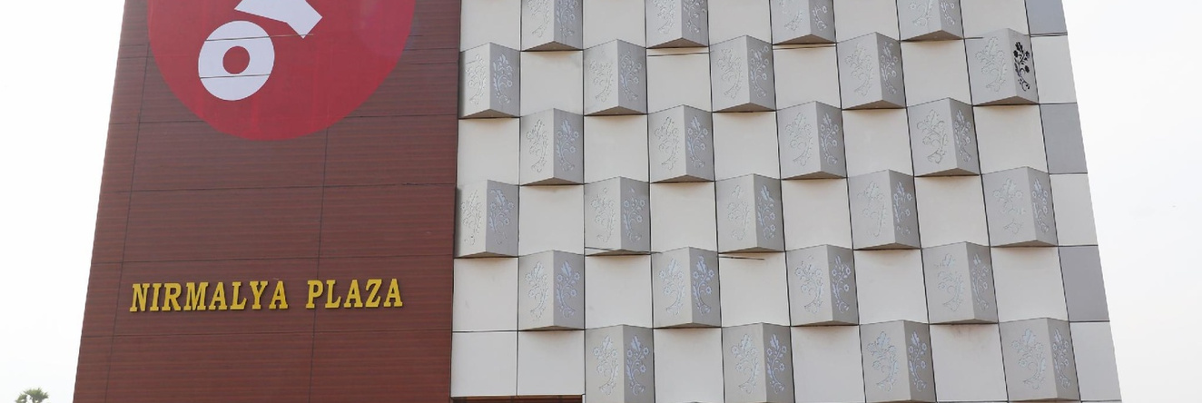 OYO 28645 Nirmalya Plaza, 布拉马普里 — 照片 1