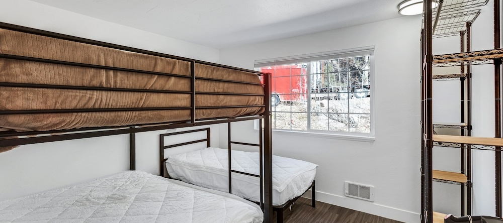 Beautiful Ski-in/ski-out Condo Located On The Eagle Point Resort! 1 Bedroom Condo by RedAwning, 比弗 — 照片 1