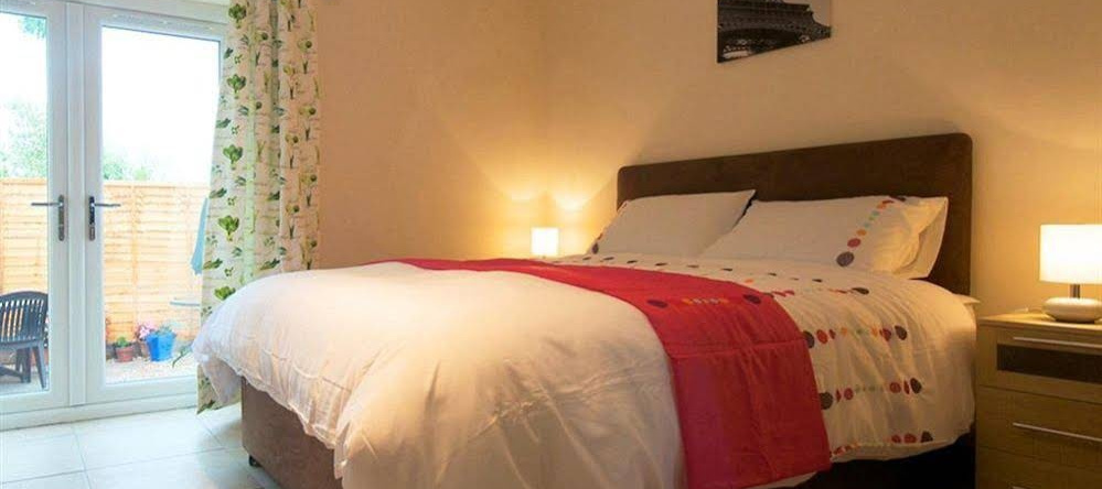 Treetops Cottages & Spa, Барнетби — фото 1
