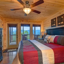 Majestic Mountain View - 4 Bedrooms, 4.5 Baths, Sleeps 12 4 Cabin by RedAwning, 白松 — 照片 3