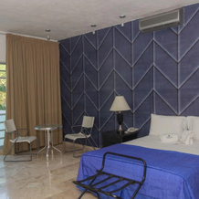 Hotel BRIUM, Villa de Alvarez — photo 2