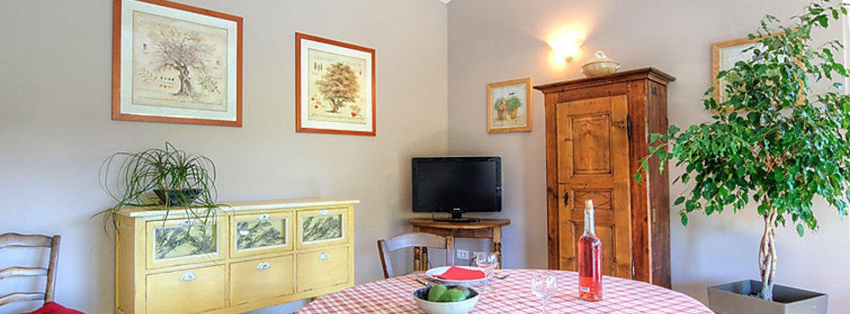 House Bezert Carpentras, 卡庞特拉 — 照片 1