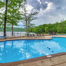 Deck & Pool Access: Lake Harmony Home!, Lake Harmony — photo 2