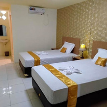 Votel Hotel Depratnya Kediri, Нгасем — фото 4