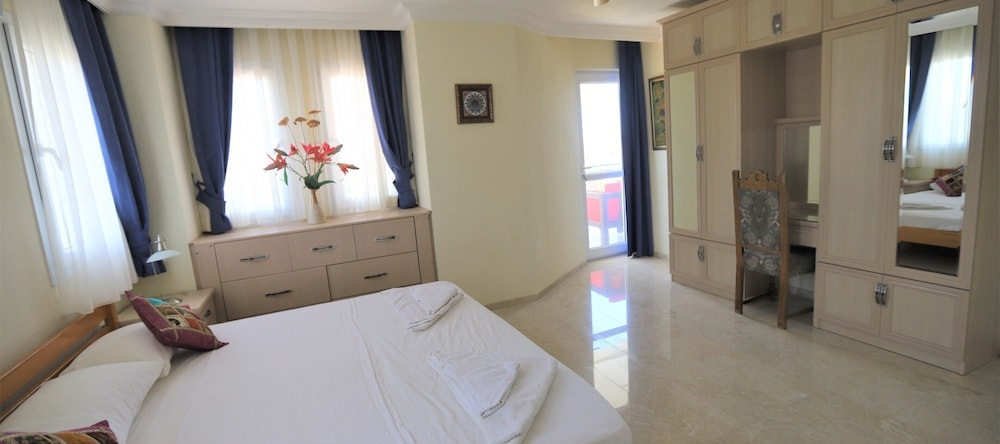 Villa Ruya-privatepool-seaview-gamesroom, 卡尔格 — 照片 1