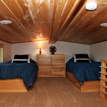 #47 & 48 Hyatt Lake Compound - Sleeps 9, Ashland — photo 3