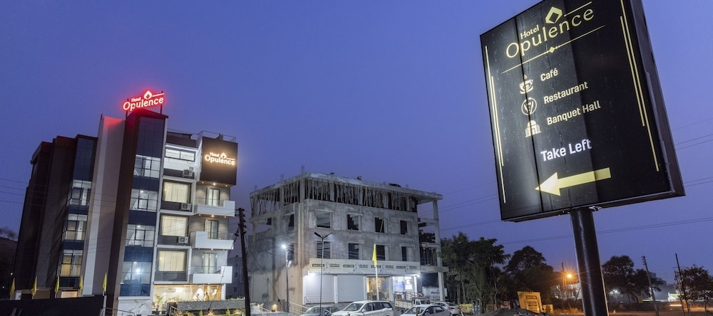 Hotel Opulence, Aurangabad — photo 1