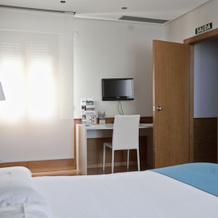 Hotel Don Carlos, Huarte — photo 5