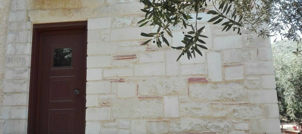 Spiliainn Chania...!, Спилия — фото 1