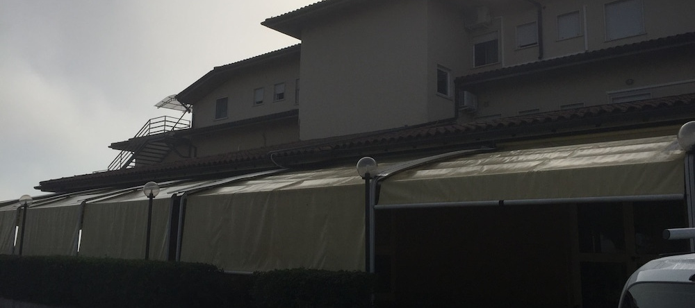 Albergo Ristorante La Noce, 帕利亚诺 — 照片 1