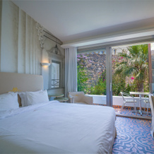 Royal Marmin Bay Boutique & Art Hotel - Adults Only, 上埃伦达 — 照片 4