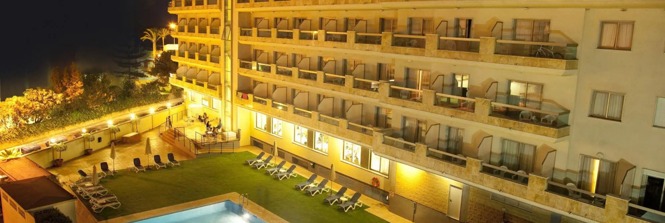 BQ Andalucia Beach Hotel, 托雷德尔马尔 — 照片 1