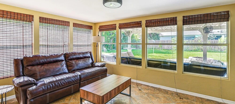 10 Mi To Bonita Beach: Pet-Friendly Home W/ Yard!, Эстеро — фото 1
