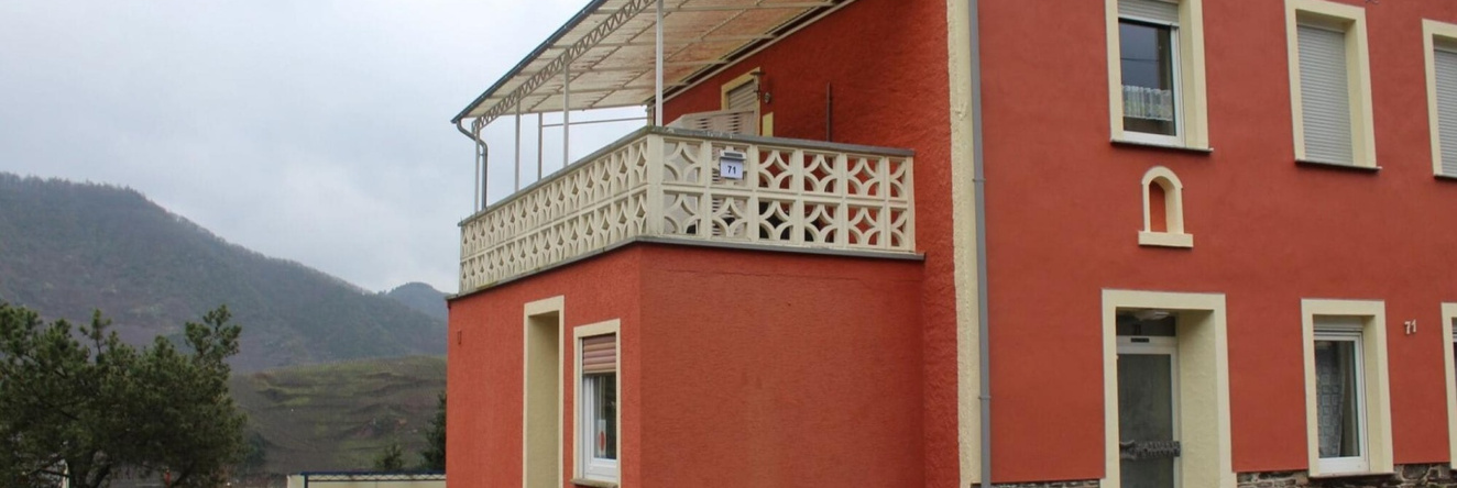Attractive Holiday Home in Bremm With Garden, 布雷姆 — 照片 1