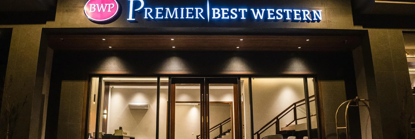 Best Western Premier Hotel Karim Abad Hunza, Каримабад — фото 1