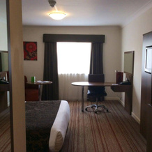 Holiday Inn Barnsley M1, Jct.37 Hotel, Barnsley — photo 3