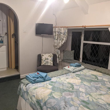 Cwmbach Guest House, Blaenhonddan — photo 2