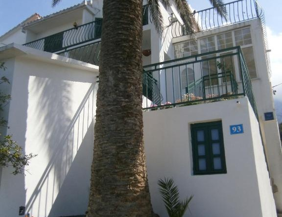 Apartments Tri Palme, 克尔瓦维察 — 照片 1