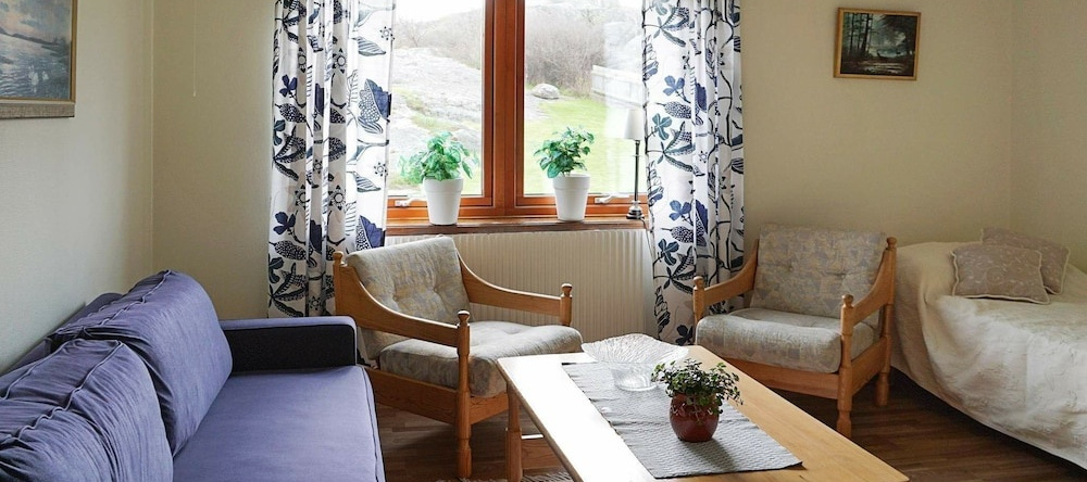 4 Star Holiday Home in Öckerö, 约克廖 — 照片 1
