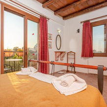 Villa Nineta Large Private Pool Walk to Beach Sea Views A C Wifi Car Not Required - 1606, 塔夫罗尼蒂斯 — 照片 2