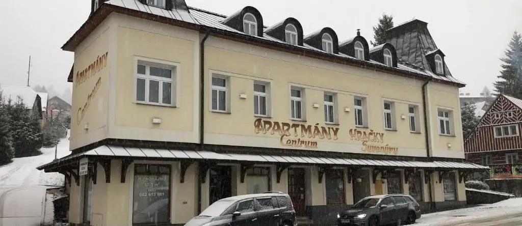 Apartmány Centrum with Garage, 罗基特尼采河畔伊泽拉 — 照片 1