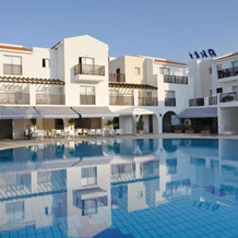 Akti Beach Village Resort, 赫洛拉卡 — 照片 2