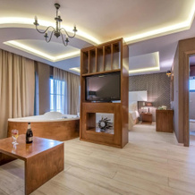 Elegance Luxury Executive Suites - Adults Only, Циливи — фото 2