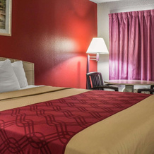 Spencer Inn and Suites, 斯潘塞 — 照片 4