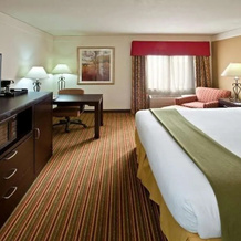 Holiday Inn Express Litchfield, 利奇菲尔德 — 照片 4