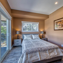 Semi-lakefront Luxury Blind Bay - Spring Specials! 2 Bedroom Cottage by RedAwning, 布莱恩德湾 — 照片 3