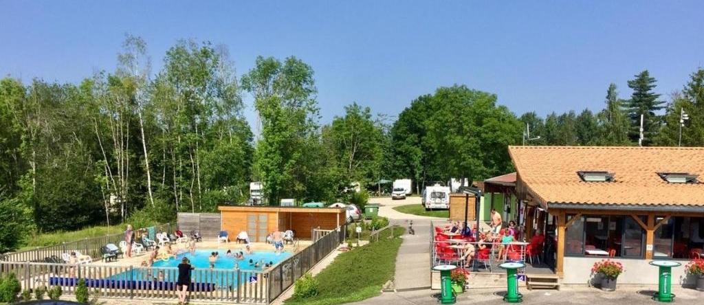 Camping Porte des Vosges, 比尔内维尔 — 照片 1