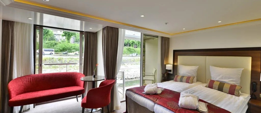 Fair Cruise Fisrt Class Hotelship Dusseldorf, 诺伊斯 — 照片 1