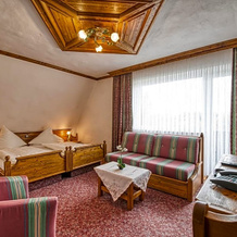Hotel Haus Tiefenbach, Бюллинген — фото 3
