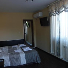 Family Hotel Camellia, Берковица — фото 3