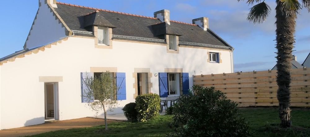 Maison Dans Le Centre De Saint Philibert, Сен-Филибер — фото 1