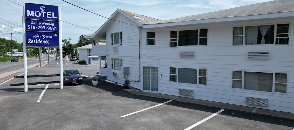 Lake George Residence LLC, 南格伦斯福尔斯 — 照片 1