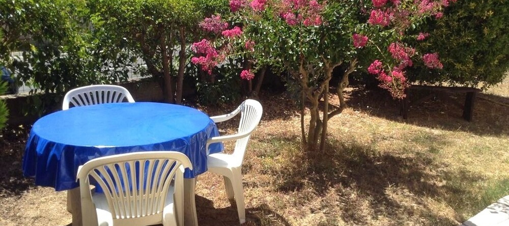 House With 3 Bedrooms In Montady, With Wonderful City View And Enclosed Garden - 20 Km From The Beach, 蒙塔迪 — 照片 1
