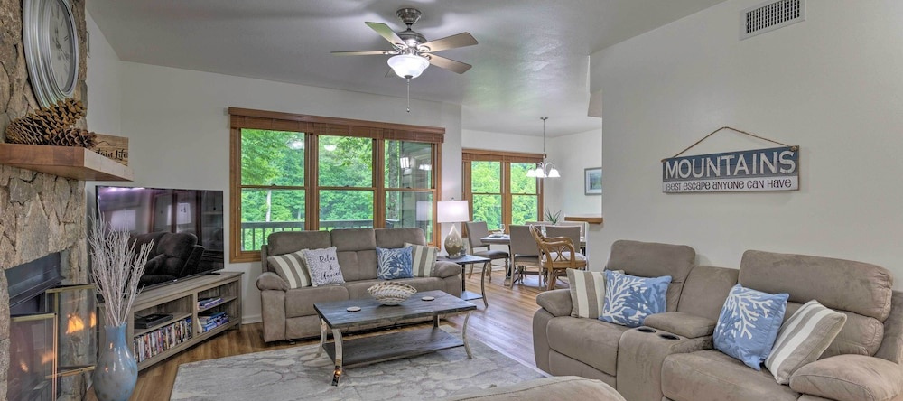 Blue Ridge Mtn Views: Condo w/ Furnished Balcony, Little Switzerland — photo 1