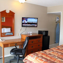 Continental Inn & Suites Nacogdoches TX / SFA  University/Downtown, Nacogdoches — photo 3
