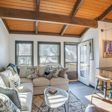 Chic Greek Peak Ski Resort Townhome W/ Balconies!, Вирджил — фото 4