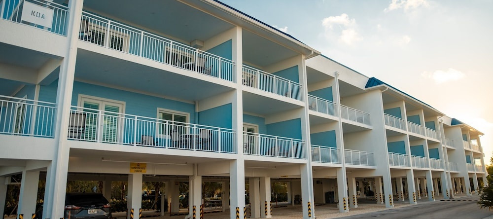 Sugarloaf Key Hotel at KOA Resort, Sugarloaf Key — photo 1