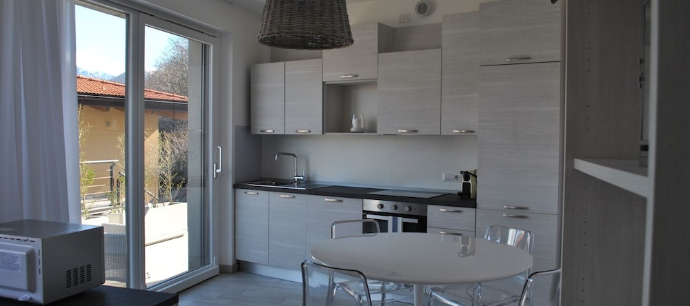 Baia Blu Luxury Apartments with Pool, 克雷米亚 — 照片 1