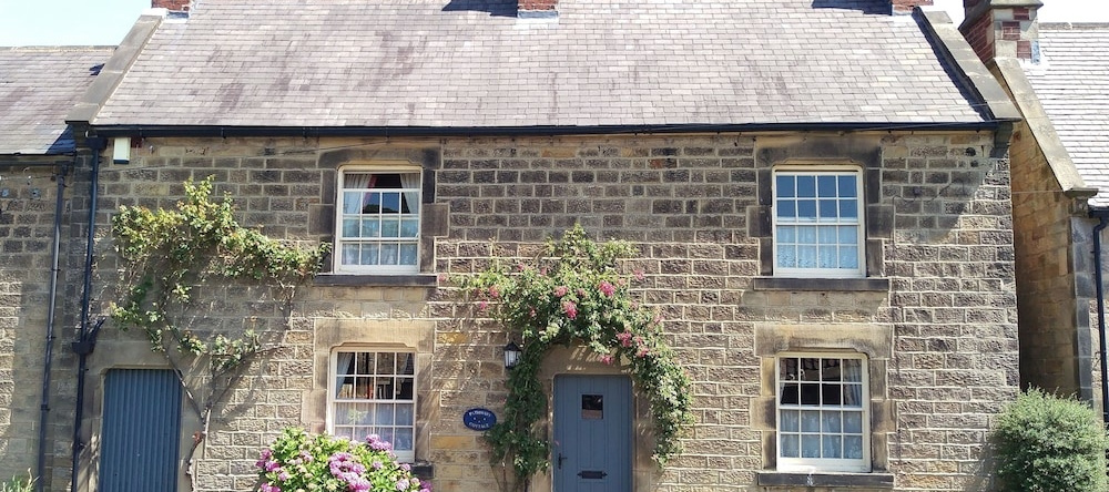 Pathways Holiday Cottage a Delightful 18th Century Stone Cottage in Derbyshire, 阿尔弗雷顿 — 照片 1
