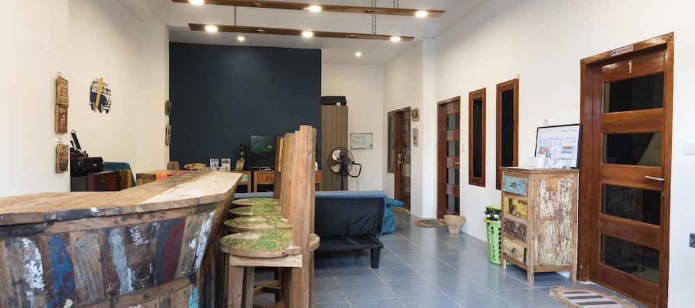 Gerupuk Homestay, Gerupuk — photo 1