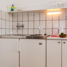 Apartments Krizmanić, Остров Углян — фото 4